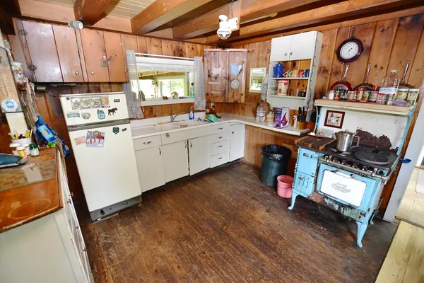 $325,000 | 459 Bat Hennesey Road, Moretown, VT 05660