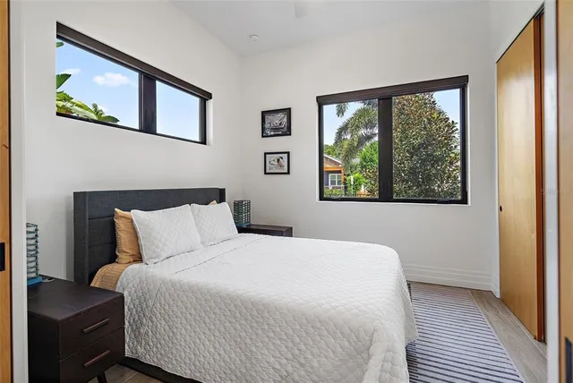 $7,500 | 2500 4th Avenue South, St. Petersburg, FL 33712