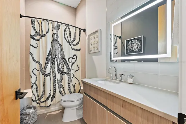 $7,500 | 2500 4th Avenue South, St. Petersburg, FL 33712