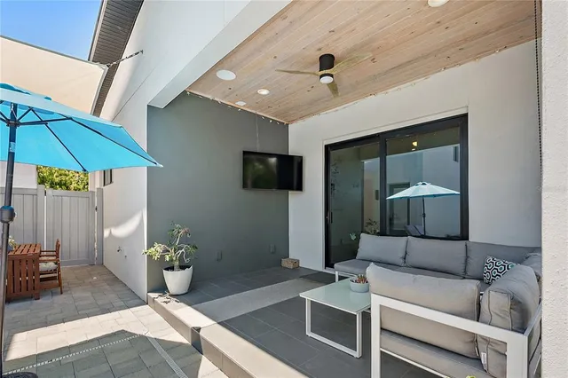 $7,500 | 2500 4th Avenue South, St. Petersburg, FL 33712