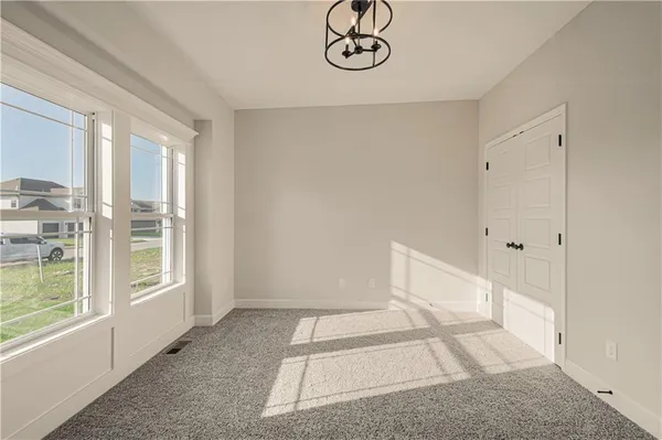 $599,900 | 1548 Timber Ridge Drive, Liberty, MO 64068