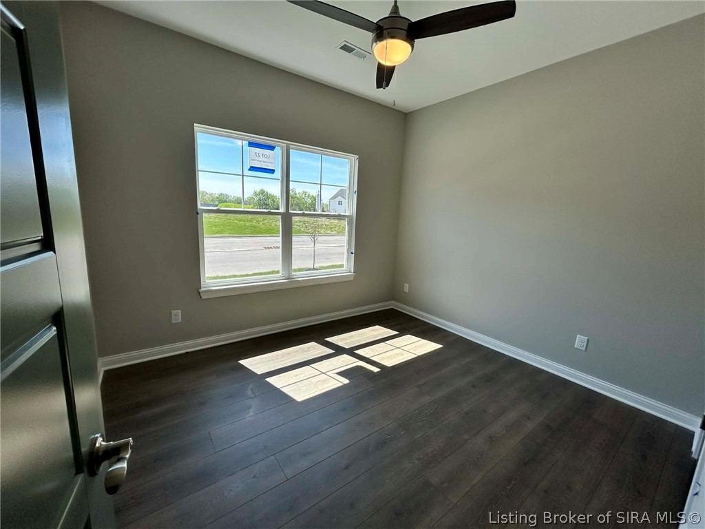 2113 Loop Island Way New Albany, IN 47150 - Photo 15 of 30