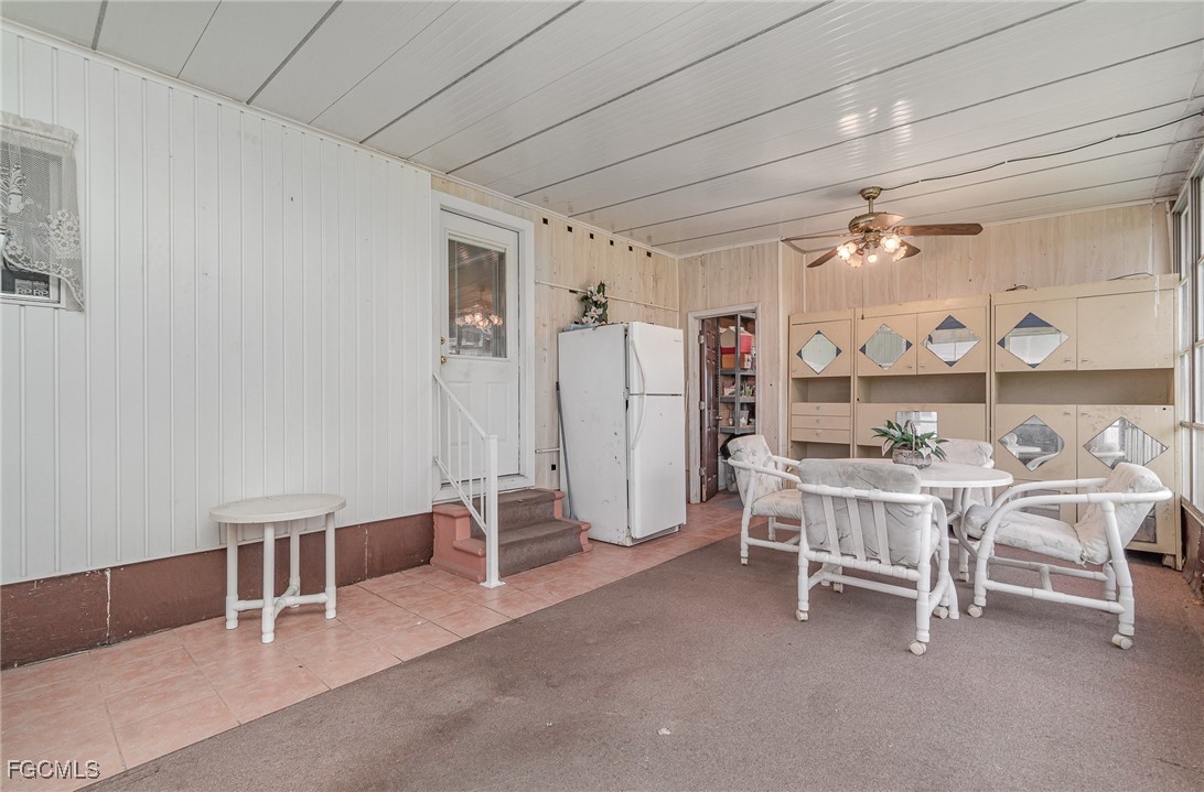 5 Aloe Alva, FL 33920 - Photo 18 of 37 a dining room with furniture and chandelier