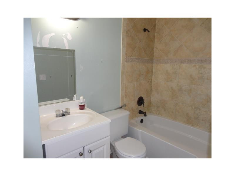 5791 South Rue Road West Palm Beach, FL 33415 - Photo 6 of 8 Bathroom.