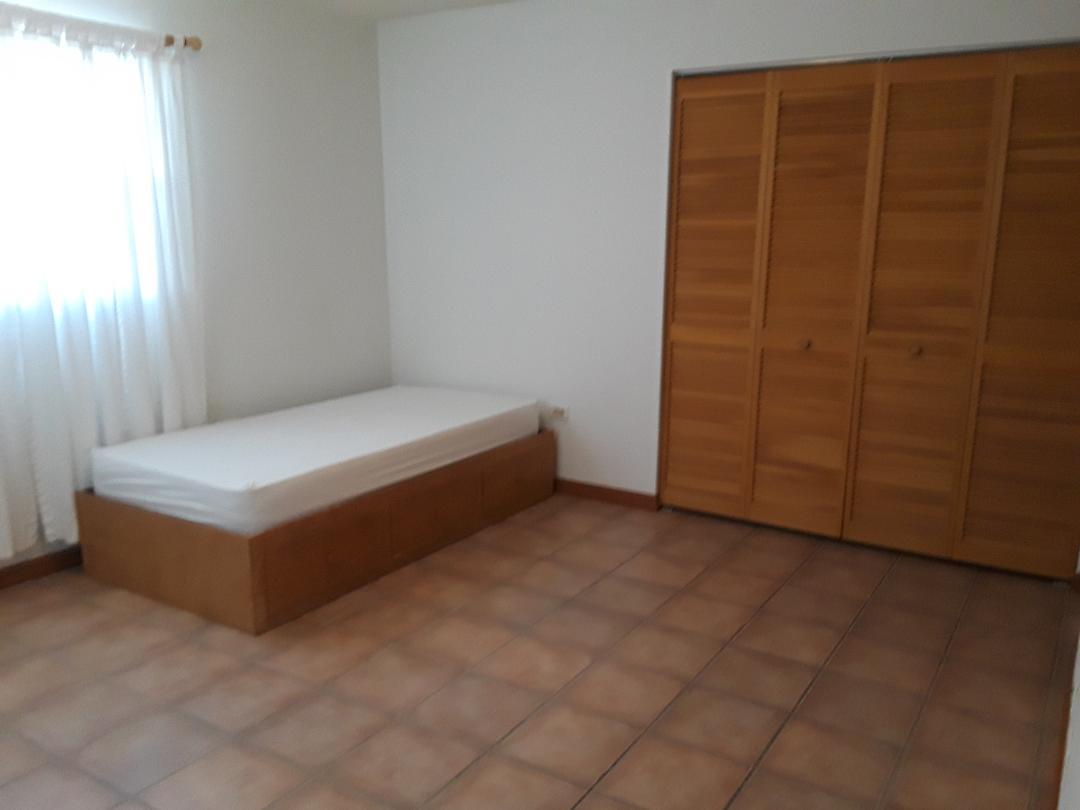 14 Jewfish Avenue Key Largo, FL 33037 - Photo 21 of 44 an empty room with windows