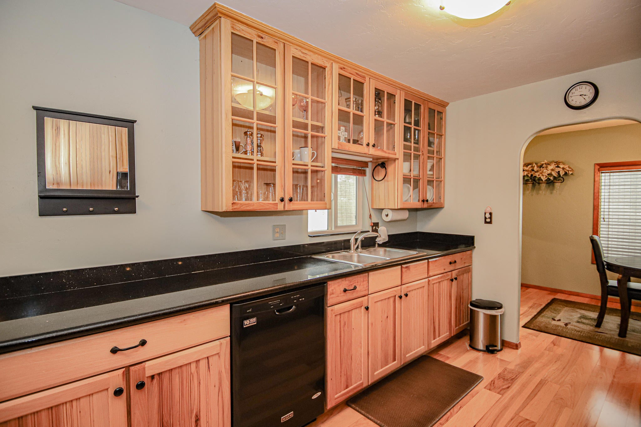 3955 South Stage Road, Unit 53 Medford, OR 97501 - Photo 7 of 29 Kitchen and Dining