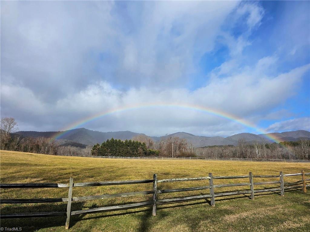 290 Jonathan Drive Lowgap, NC 27024 - Photo 38 of 50 Common Area