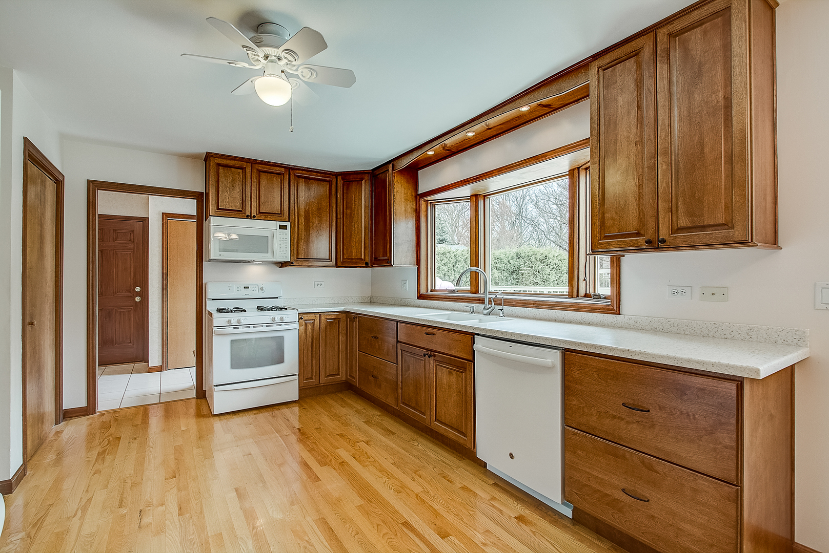 3112 Opengate Road Crystal Lake, IL 60012 - Photo 32 of 99