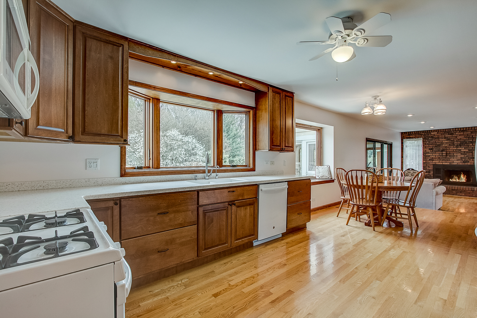 3112 Opengate Road Crystal Lake, IL 60012 - Photo 35 of 99
