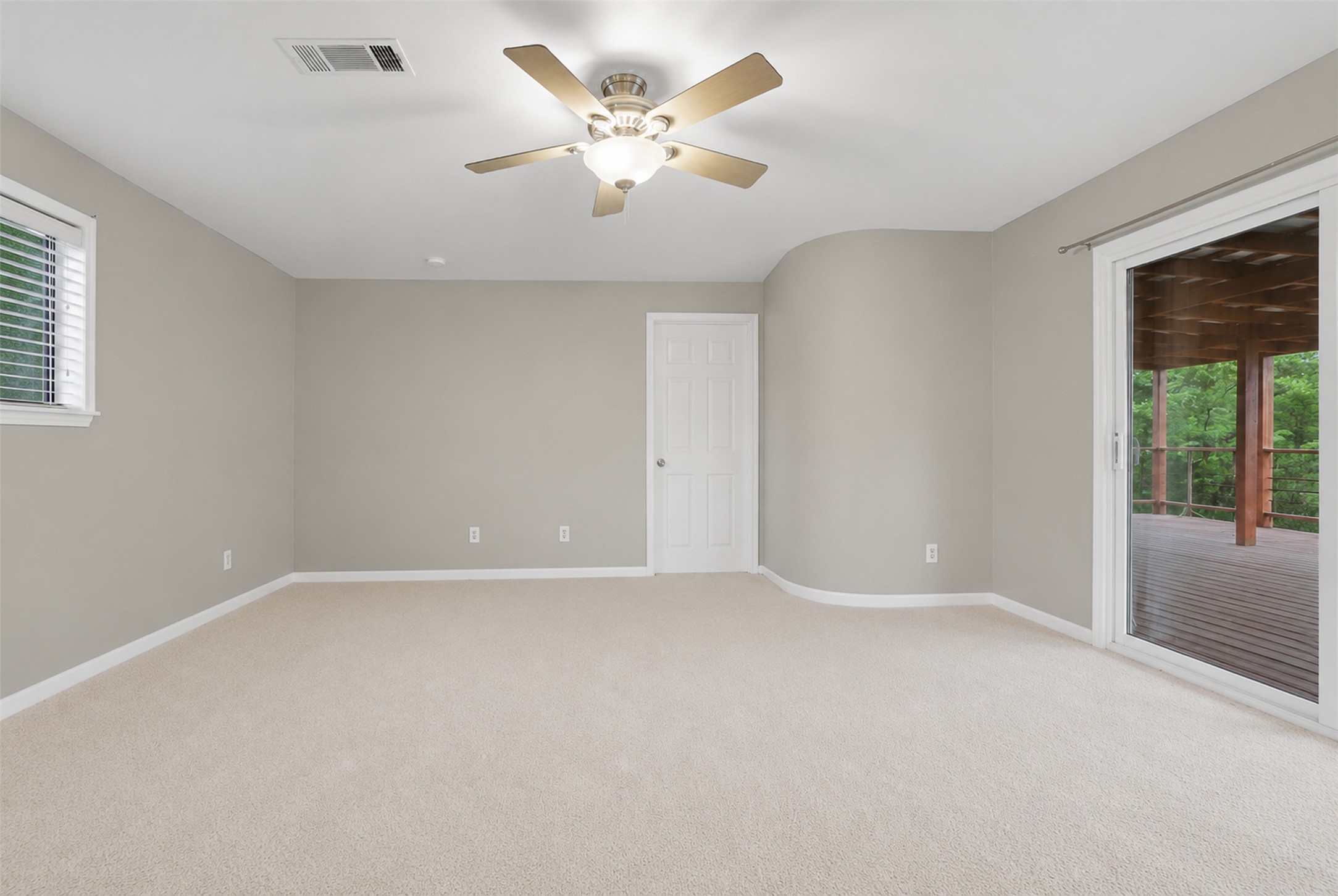27600 Ranch To Market 1431 Marble Falls, TX 78654 - Photo 12 of 33 View toward Entry Door for Bedroom/Bath Suite