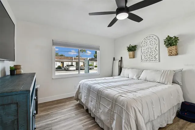 $2,400 | 9032 Mission Oaks Boulevard, Unit F, Seminole, FL 33776