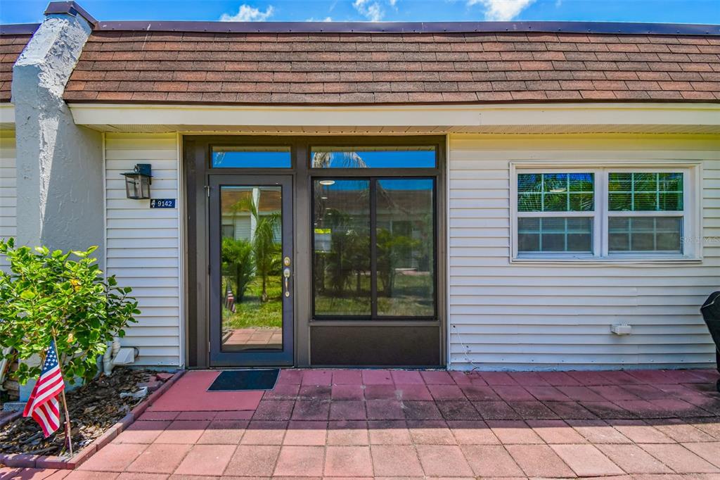 9032 Mission Oaks Boulevard, Unit F Seminole, FL 33776 - Photo 33 of 41