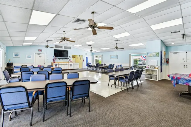 $2,400 | 9032 Mission Oaks Boulevard, Unit F, Seminole, FL 33776