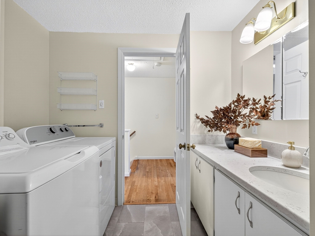 609 Washington Street, Unit 303 Wellesley, MA 02482 - Photo 13 of 22