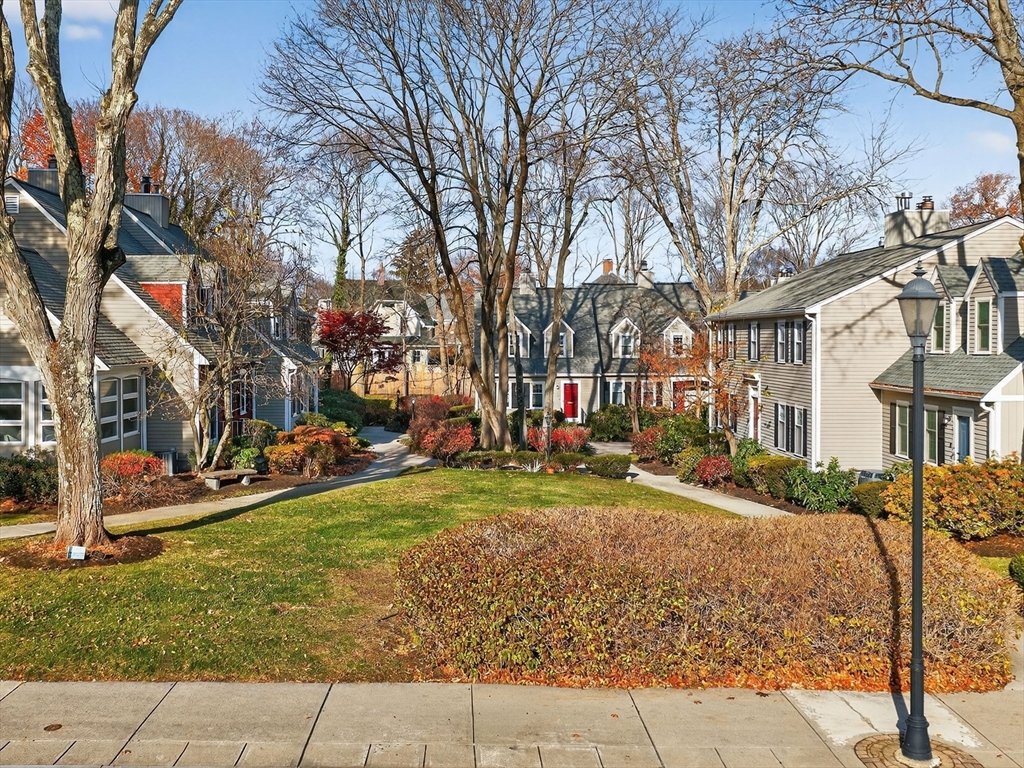 609 Washington Street, Unit 303 Wellesley, MA 02482 - Photo 15 of 22