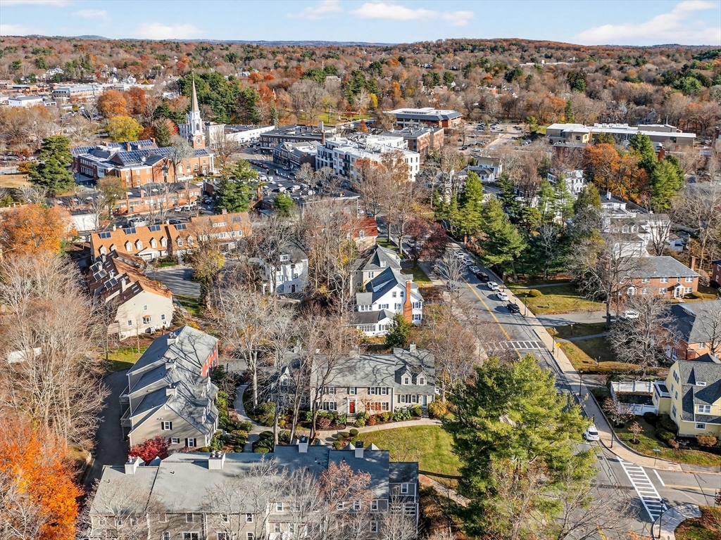 609 Washington Street, Unit 303 Wellesley, MA 02482 - Photo 16 of 22