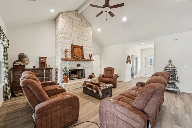 $850,000 | 156 Three Creeks Drive, Burnet, TX 78611