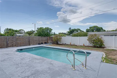 $615,000 | 3810 18th Avenue West, Bradenton, FL 34205