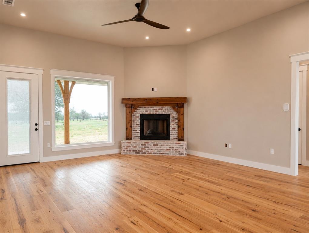 139 Chance Farm Road Decatur, TX 76234 - Photo 4 of 24 Gallery Image 4