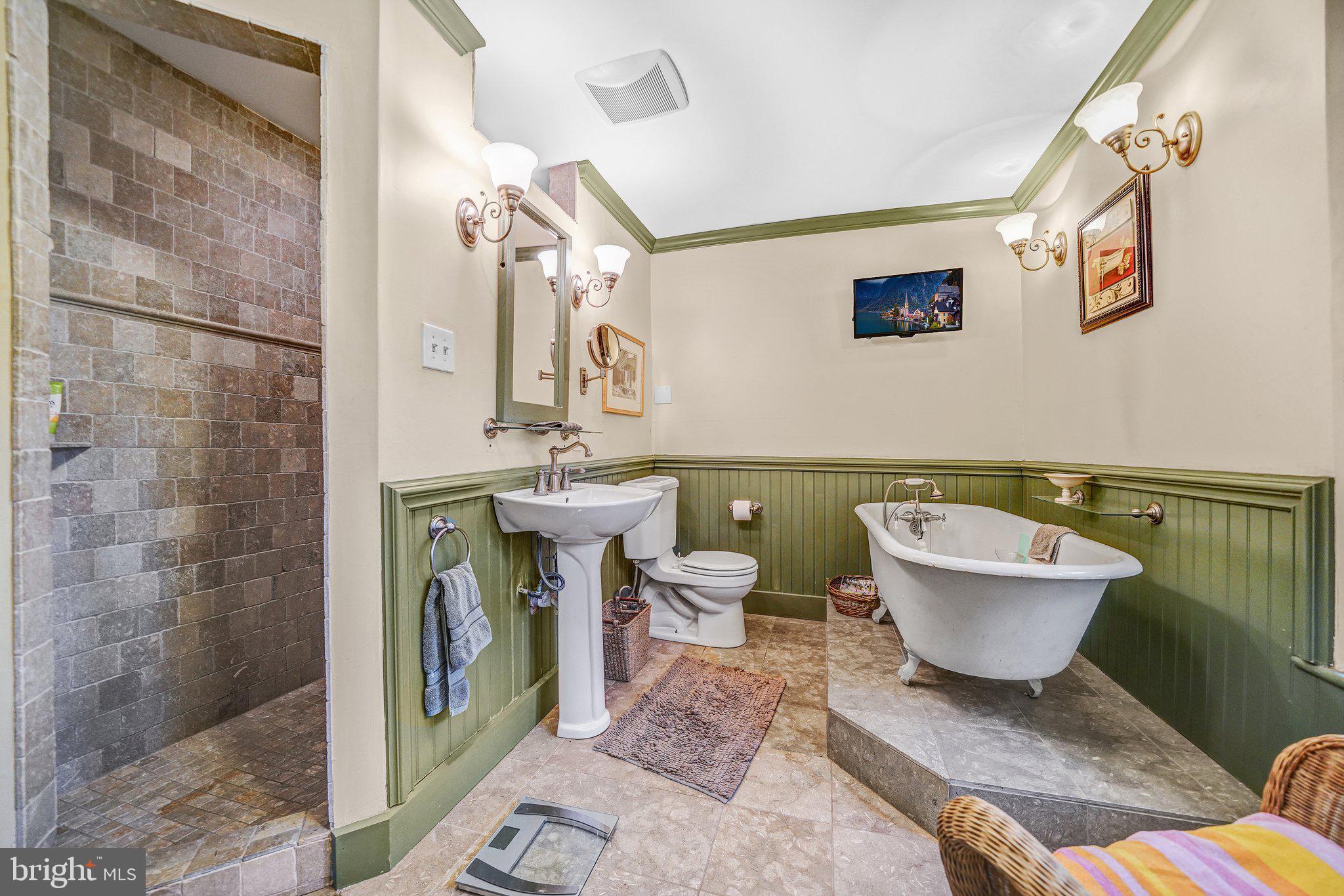 325 Lenni Road Lenni, PA 19052 - Photo 29 of 39