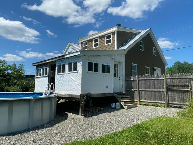 $170,000 | 21 South Main Street, Detroit, ME 04929