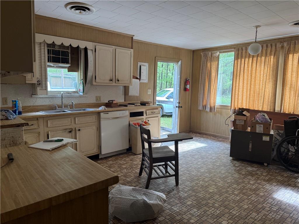 734 Nation Road Deville, LA 71328 - Photo 7 of 20