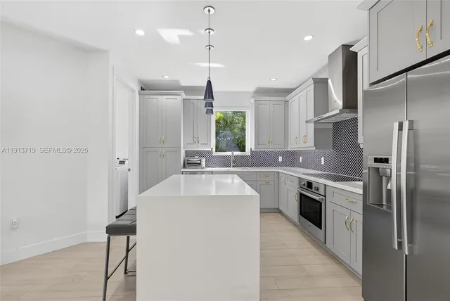 $1,650,000 | 11199 Southwest 78th Court, Pinecrest, FL 33156