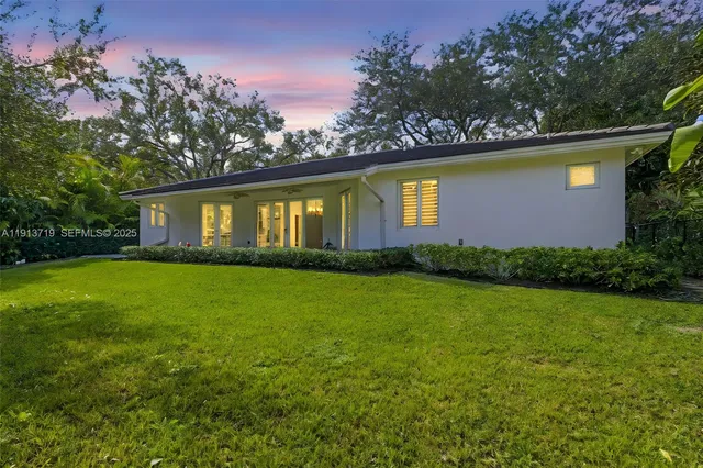 $1,650,000 | 11199 Southwest 78th Court, Pinecrest, FL 33156