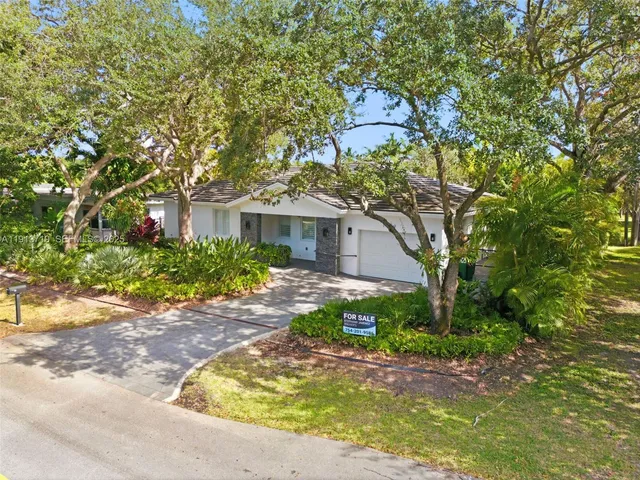 $1,650,000 | 11199 Southwest 78th Court, Pinecrest, FL 33156