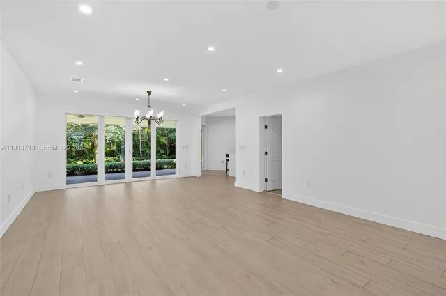 $1,650,000 | 11199 Southwest 78th Court, Pinecrest, FL 33156