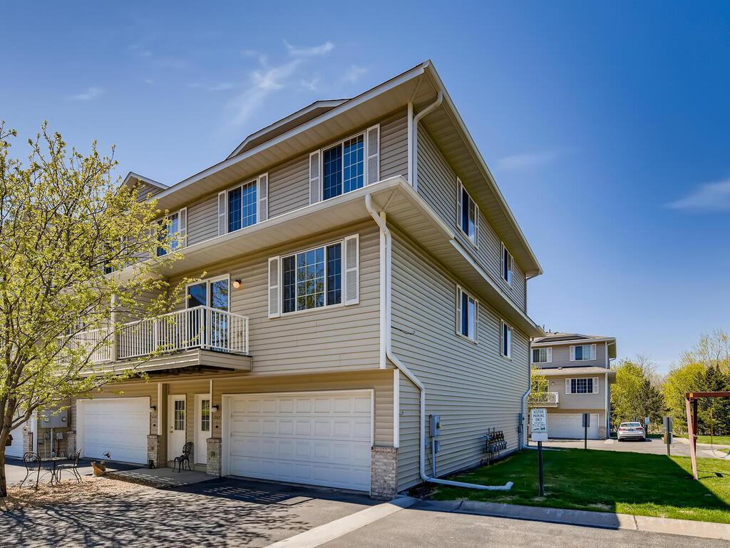 1567 County Rd D East, Unit G Maplewood, MN 55109 - Photo 1 of 1 Gallery Image 1