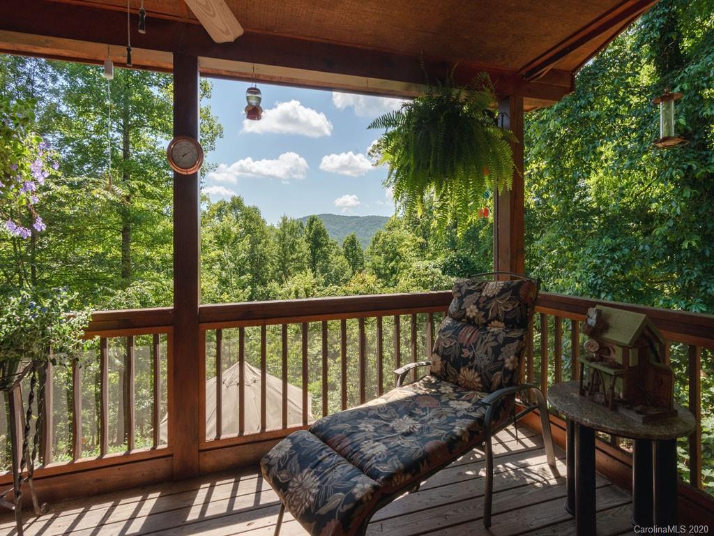 475 Indian Ridge Trail Hendersonville, NC 28739 - Photo 5 of 34 a view of balcony with furniture