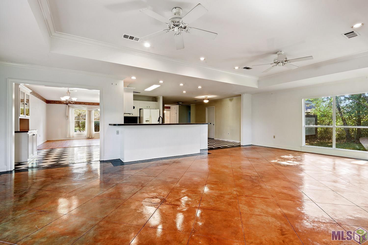 9446 Highpoint Road Baton Rouge, LA 70810 - Photo 2 of 13