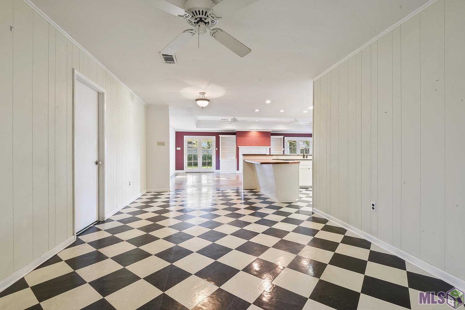 9446 Highpoint Road Baton Rouge, LA 70810 - Photo 4 of 13