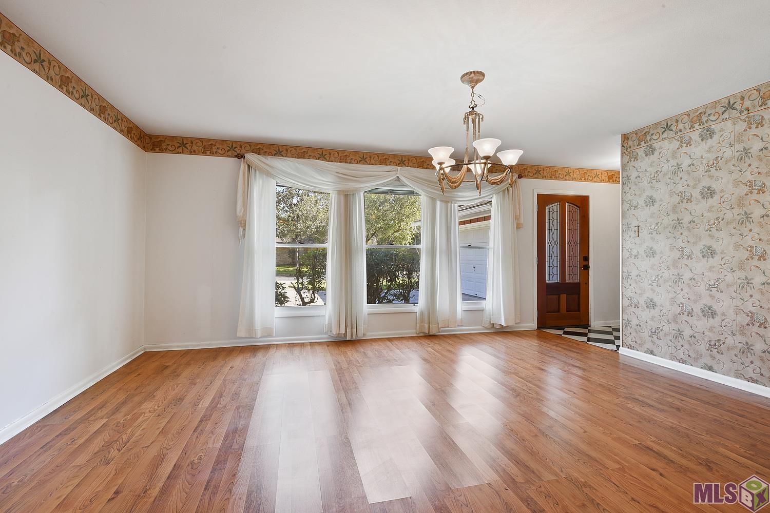 9446 Highpoint Road Baton Rouge, LA 70810 - Photo 6 of 13
