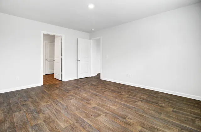 $300,000 | 405 Brooks Drive, Holly Hill, SC 29059