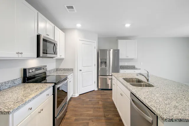 $300,000 | 405 Brooks Drive, Holly Hill, SC 29059