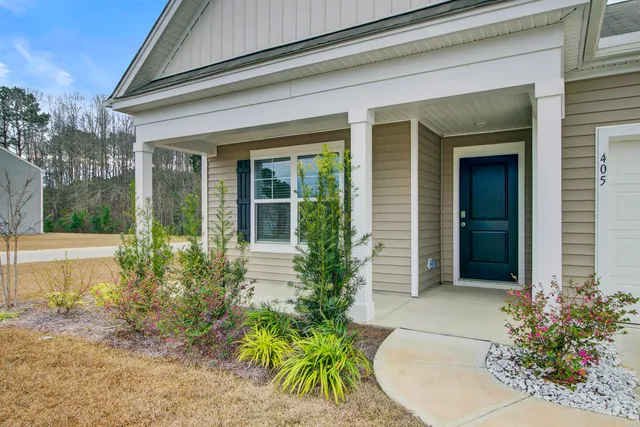 $300,000 | 405 Brooks Drive, Holly Hill, SC 29059