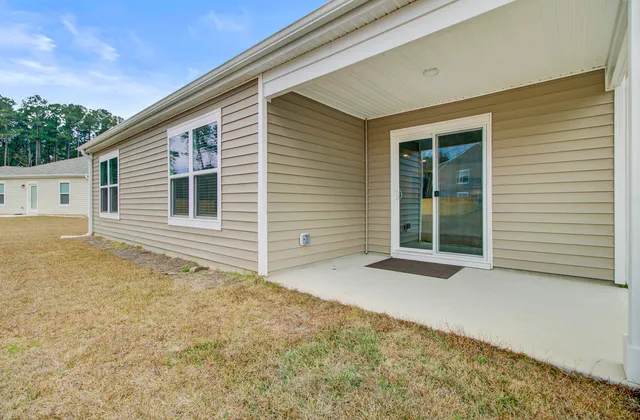 $300,000 | 405 Brooks Drive, Holly Hill, SC 29059