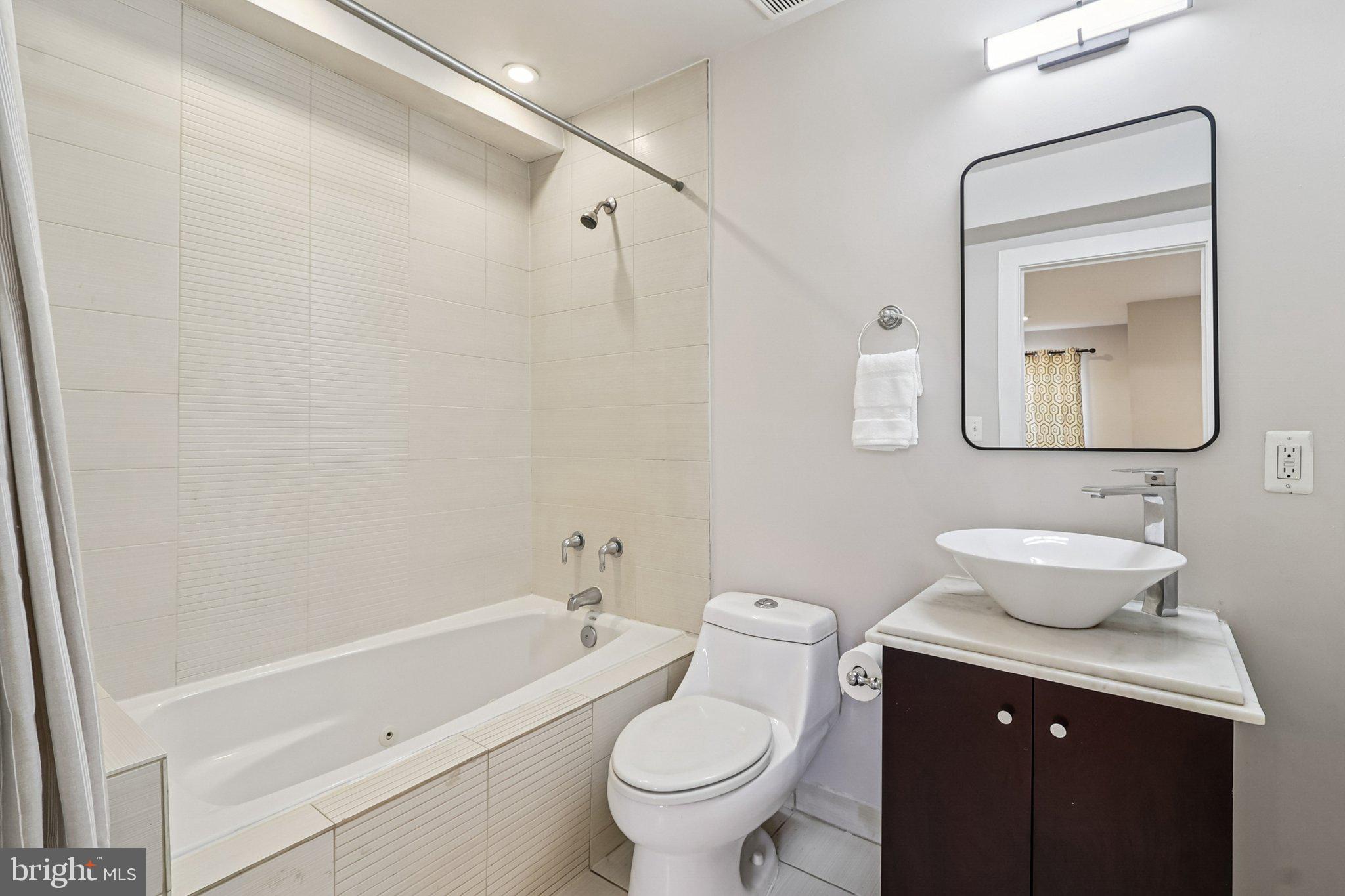 1409 G Street Northeast, Unit 2 Washington, DC 20002 - Photo 25 of 52
