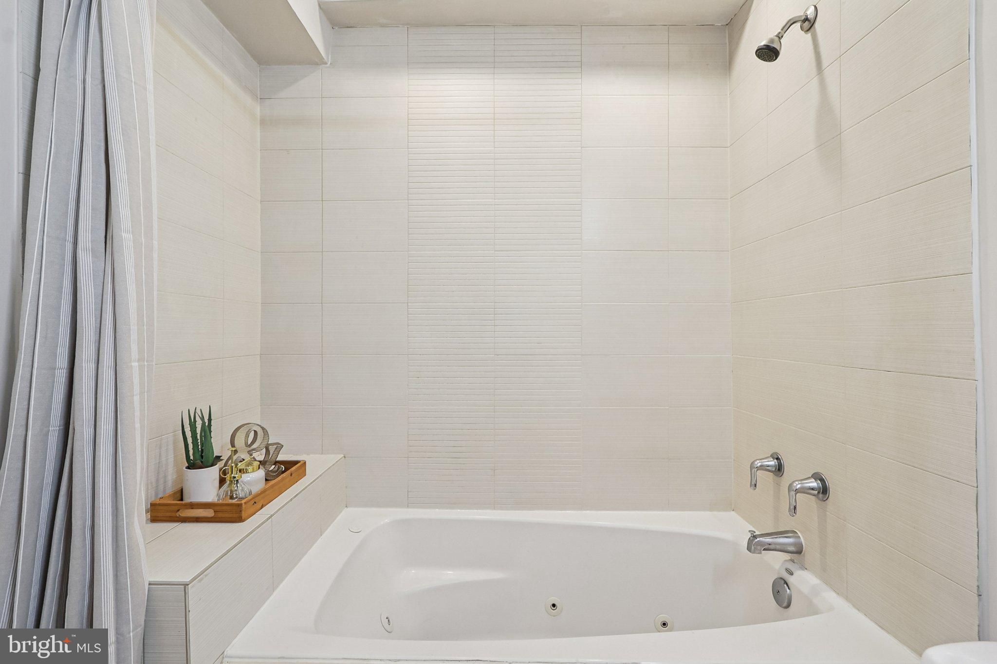 1409 G Street Northeast, Unit 2 Washington, DC 20002 - Photo 26 of 52
