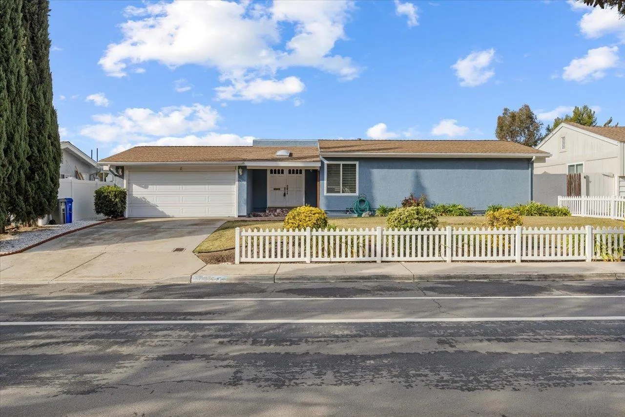 13350 Carriage Road Poway, CA 92064 - Photo 2 of 25 Gallery Image 2