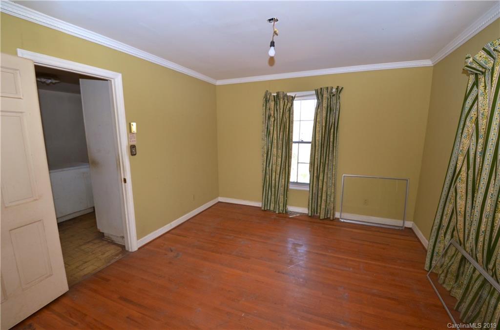5421 Manning Road Charlotte, NC 28269 - Photo 13 of 25 Gallery Image 13