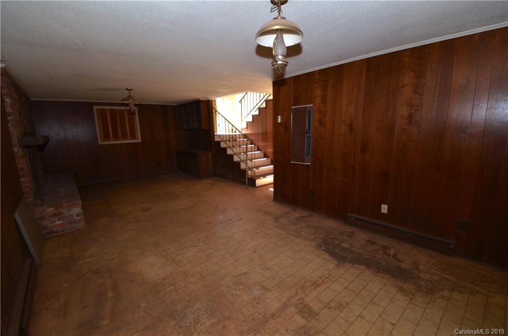 5421 Manning Road Charlotte, NC 28269 - Photo 17 of 25 Gallery Image 17