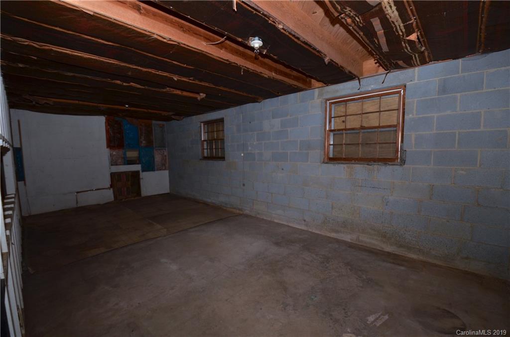 5421 Manning Road Charlotte, NC 28269 - Photo 21 of 25 Gallery Image 21