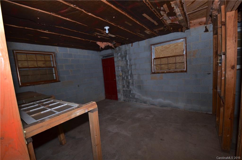 5421 Manning Road Charlotte, NC 28269 - Photo 22 of 25 Gallery Image 22