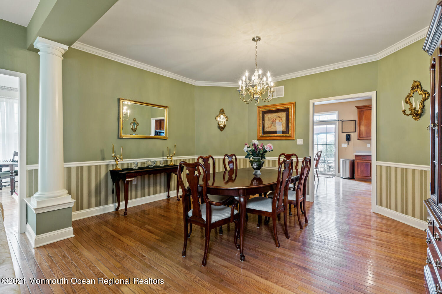 4 Matthew Court Cream Ridge, NJ 08514 - Photo 11 of 62 4 Matthew Ct Upper Freehold NJ-large-022
