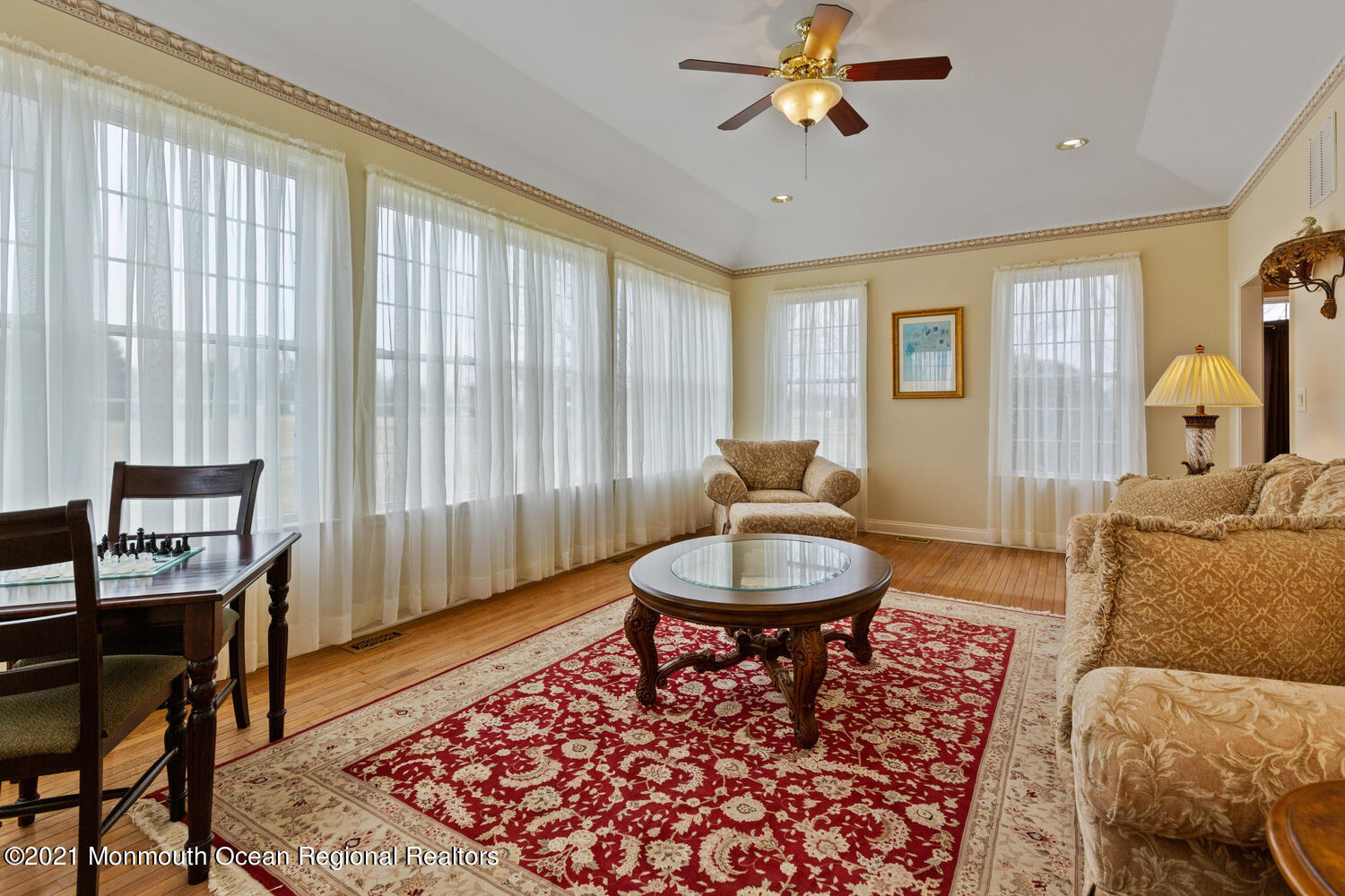 4 Matthew Court Cream Ridge, NJ 08514 - Photo 13 of 62 4 Matthew Ct Upper Freehold NJ-large-012