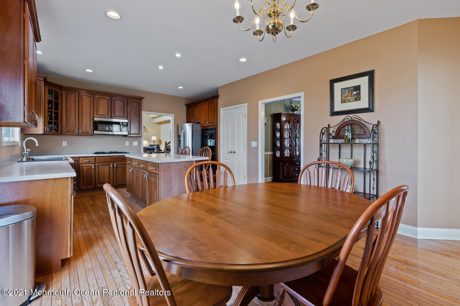 4 Matthew Court Cream Ridge, NJ 08514 - Photo 21 of 62 4 Matthew Ct Upper Freehold NJ-large-021