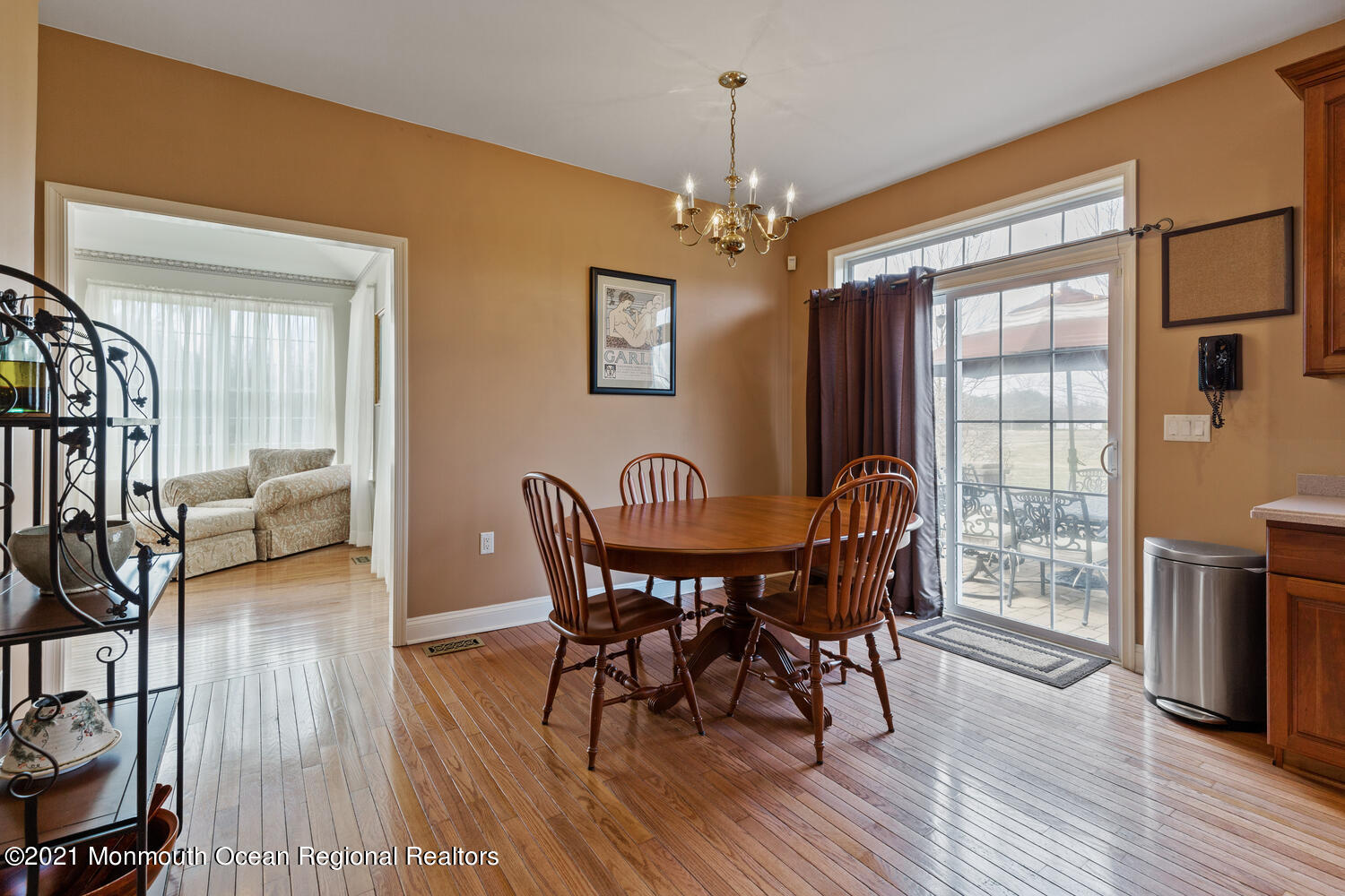4 Matthew Court Cream Ridge, NJ 08514 - Photo 22 of 62 4 Matthew Ct Upper Freehold NJ-large-024